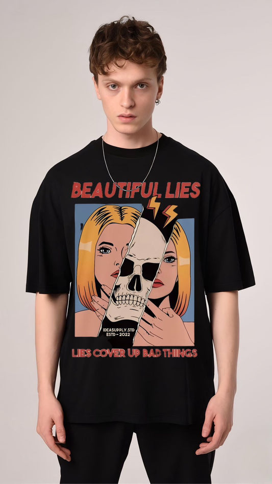 Beauty lies /  Oversized Tshirt